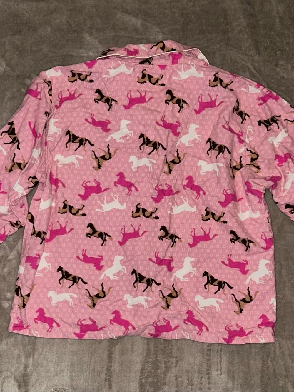Women’s Pink Horse-Print Two-Piece Flannel Pajama Set Large